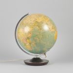 1050 4075 EARTH GLOBE